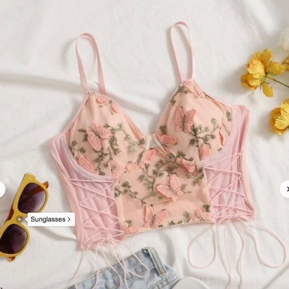 SHEIN Qutie Embroidery Appliques Detail Cami Top - Picture 5 of 7